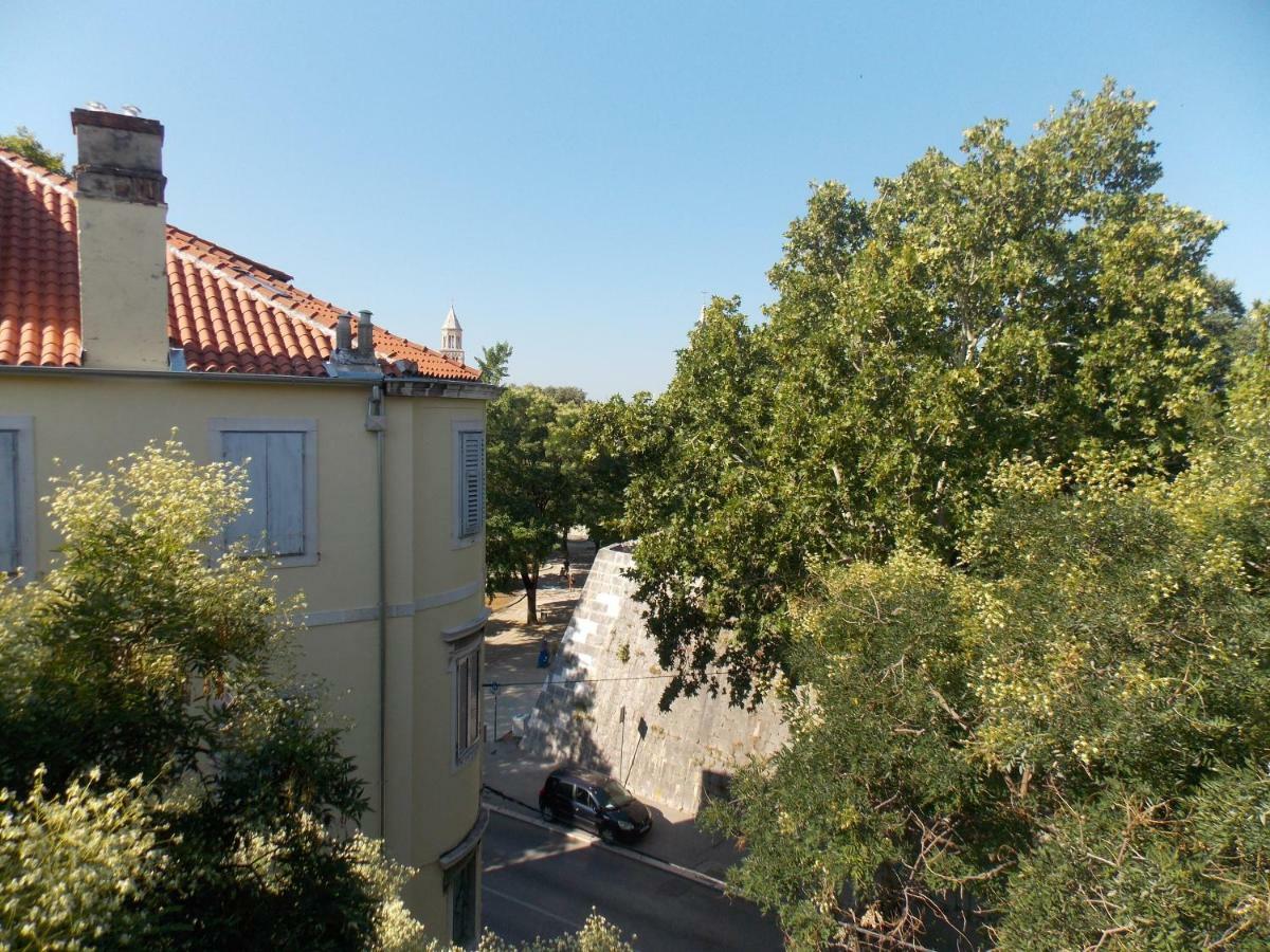 Soukki Town Centre Suites 1 Split Exterior foto
